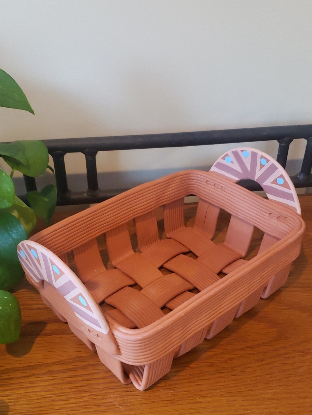 Vtg Ceramic Woven Chip Basket With Painted Side Handles - 10" L × 7" W